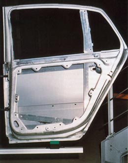 Laser hybrid welding of car door with Meta sensor